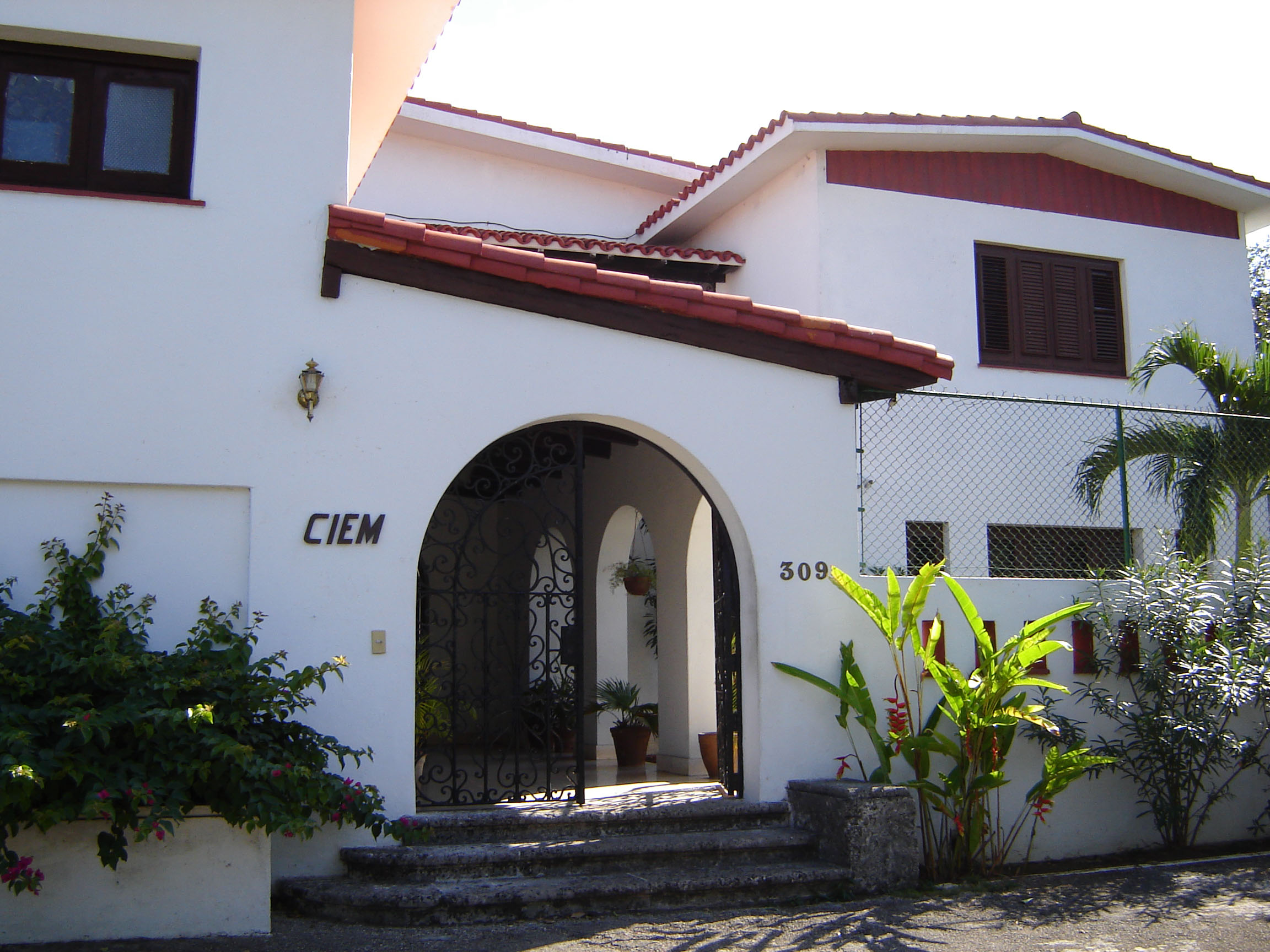 Entrada principal CIEM